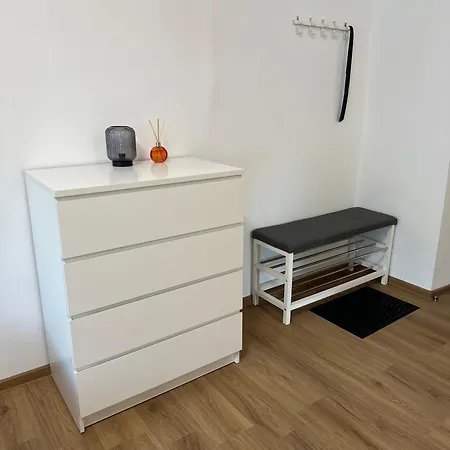 Apartmany Daros Dvur Kralove nad Labem Exterior photo