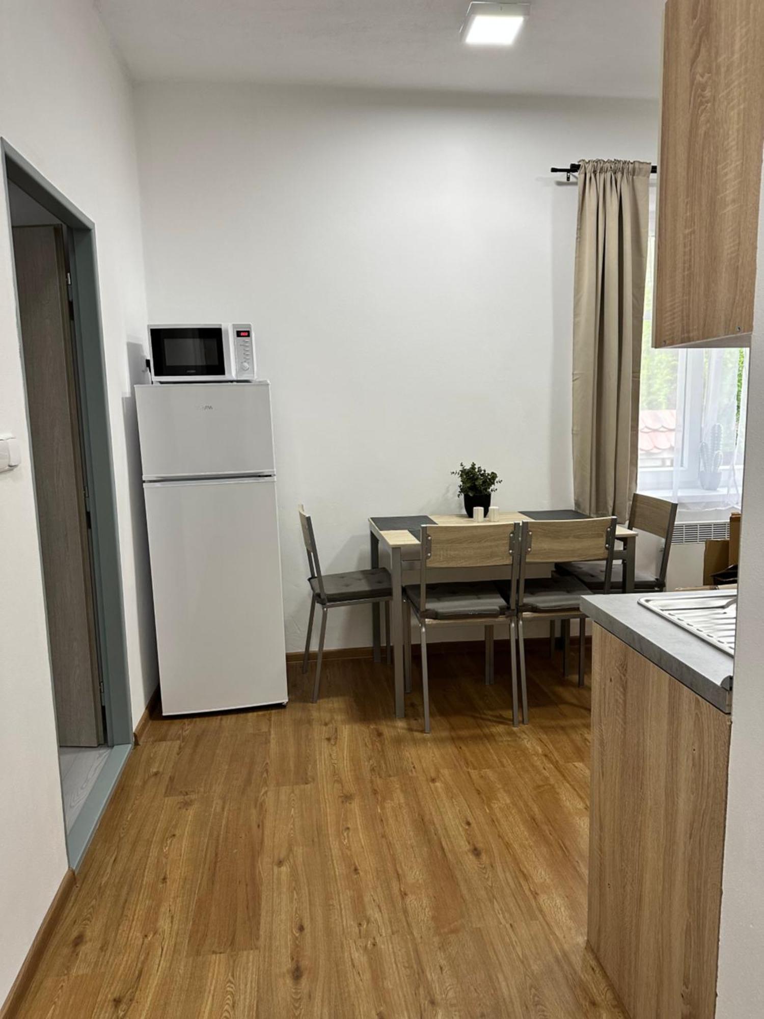 Daros Dvůr Králové nad Labem
